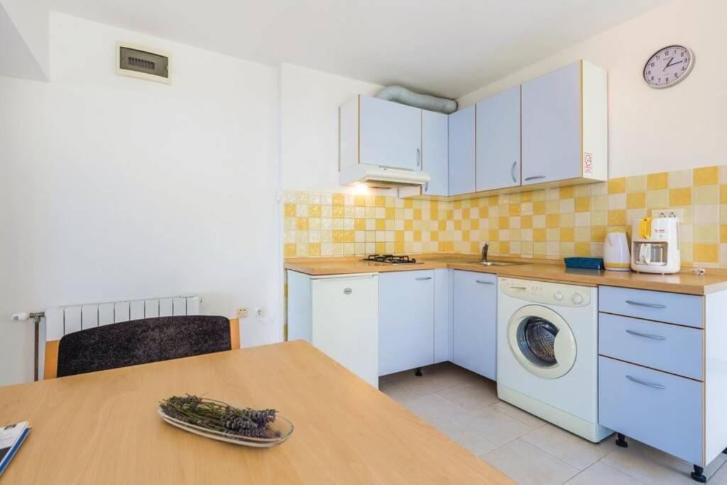 Breathtaking Sea View App For 2+1, Bbq ...... Appartement Opatija Buitenkant foto